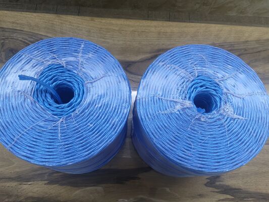 1 đến 2 năm tuổi thọ chấp nhận được PP Baling Twine Da cam vàng dây xoắn cho bao bì an toàn và các ứng dụng nông nghiệp