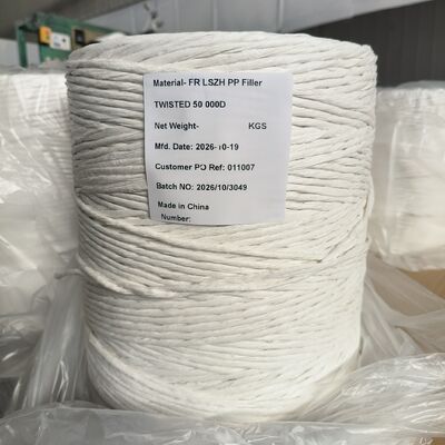dây trắng để lấp đầy bên trong cáp.
